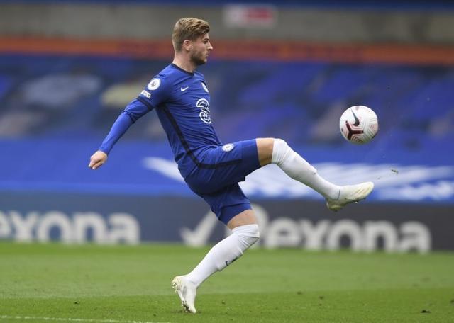 老将强硬打成2+1，全队振奋